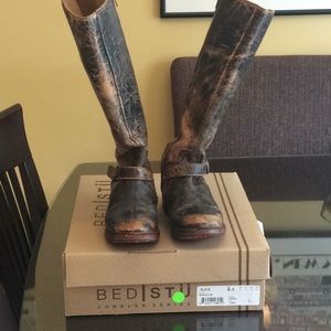 Bed Stu Stunning cobbler Siri’s boots